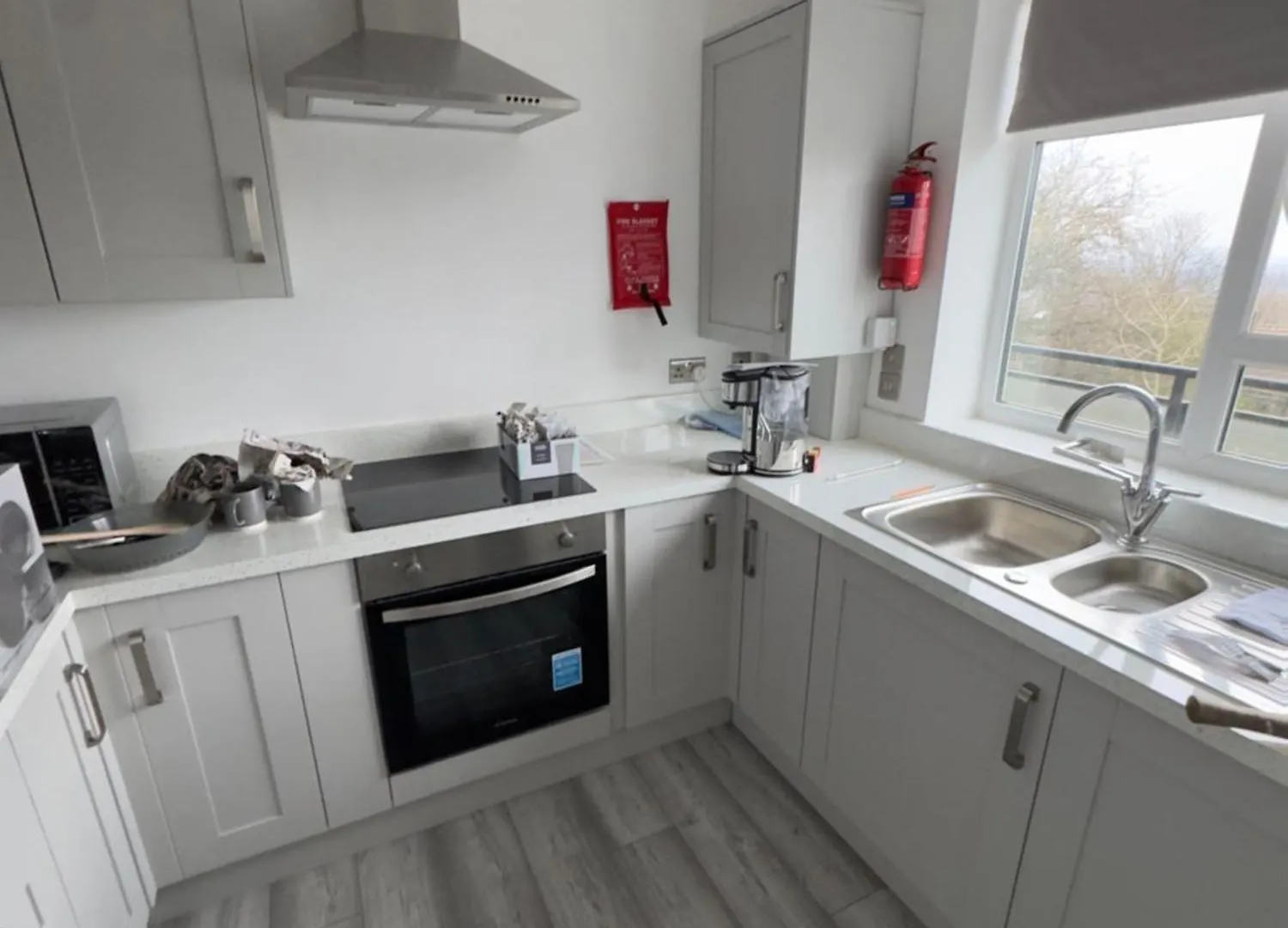 Stylish 2Br, Fast Wifi With Balcony Apartment London