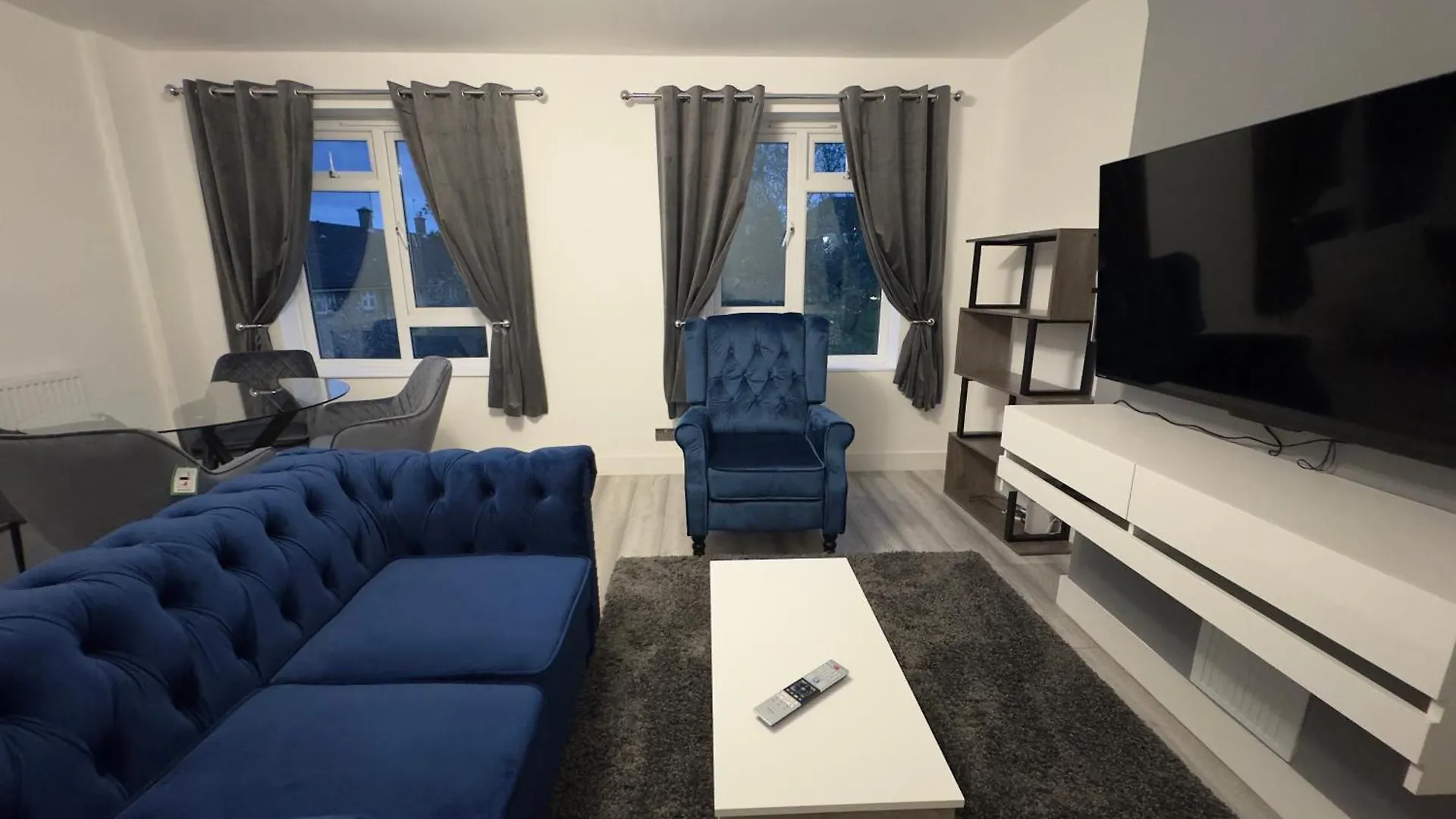 Stylish 2Br, Fast Wifi With Balcony Apartment London 0*,  United Kingdom